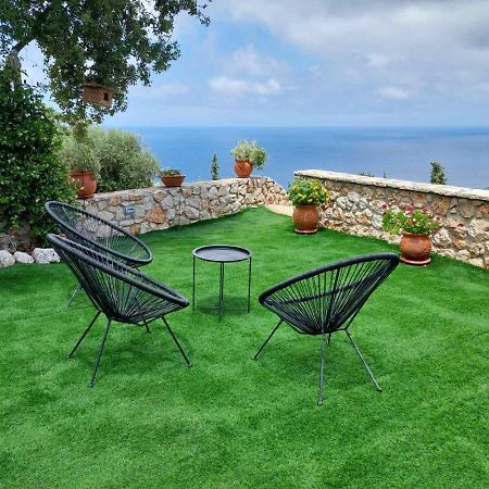 Villa Nereid Glafki - Enjoy Summer Sunsets Áyios Nikítas Екстериор снимка