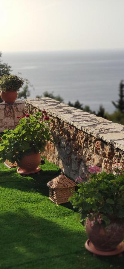 Villa Nereid Glafki - Enjoy Summer Sunsets Áyios Nikítas Екстериор снимка
